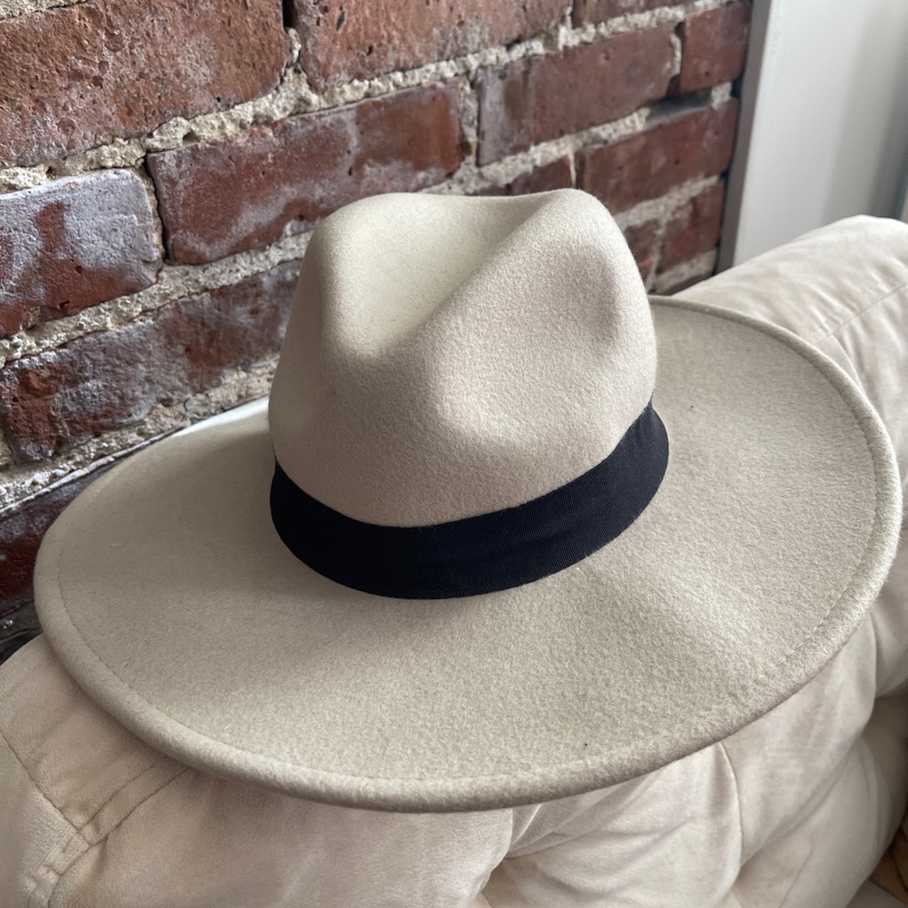 100% WOOL CREAM BRIM HAT